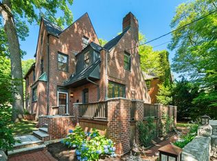 601 Walnut St, Newton, MA 02460