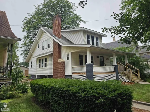 624 E Comstock St, Owosso, MI 48867