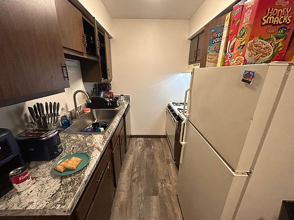 2nd image of 11244 W National Ave APT 204