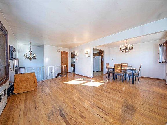 5th image of 405 Litchfield Ave