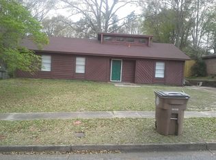 1712 Pine Forest Ct, Mobile, AL 36609
