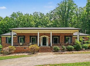 10 Oriole Dr, Cartersville, GA 30121
