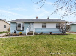 1642 Blanchard St SW, Wyoming, MI 49519