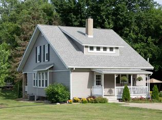 903 S Lafayette Ave, Bartonville, IL 61607