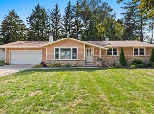 1627 Kennedy Dr, Green Bay, WI 54304