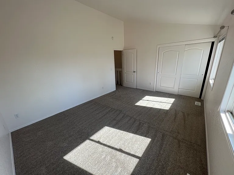 921 E Snohomish Ave #1 — Photo 18