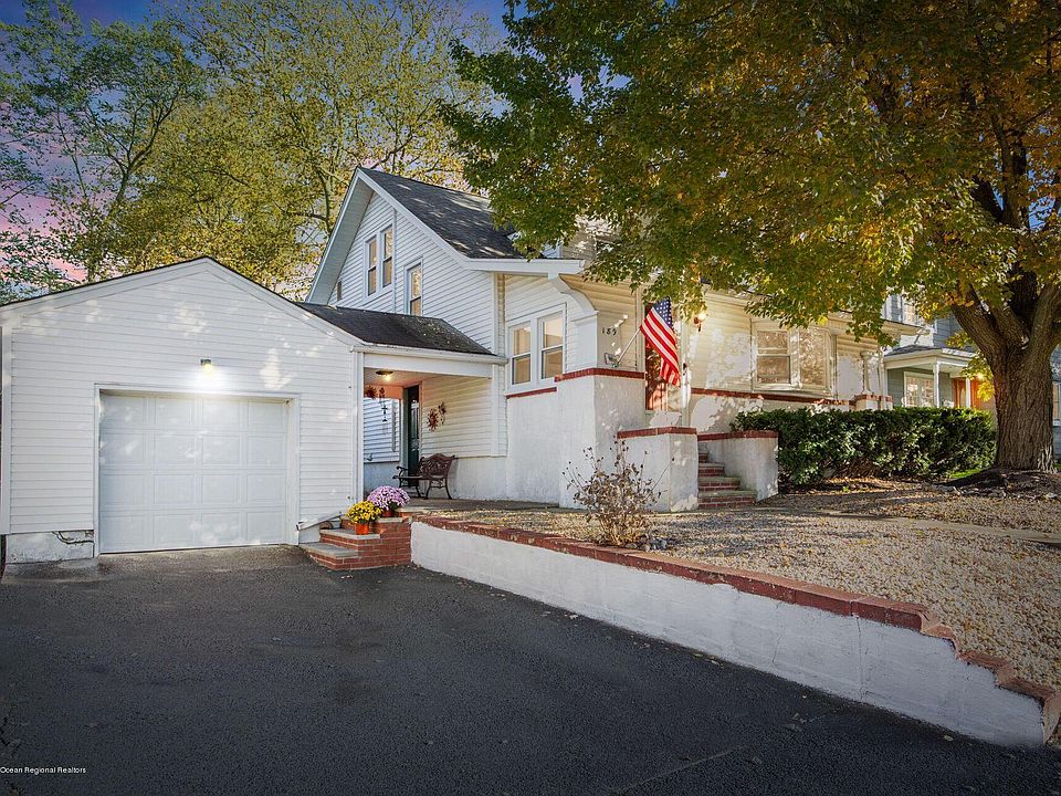 1st image of 189 Waterview Ave