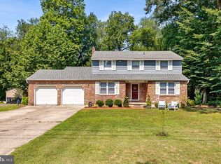 7 W Delaware Trl, Medford, NJ 08055