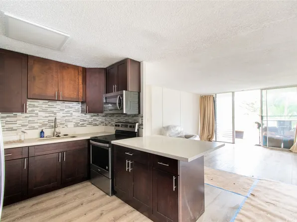 95-020 Waihonu St APT C202, Mililani, HI 96789