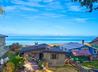 103 Bay View Dr, Point Roberts, WA 98281