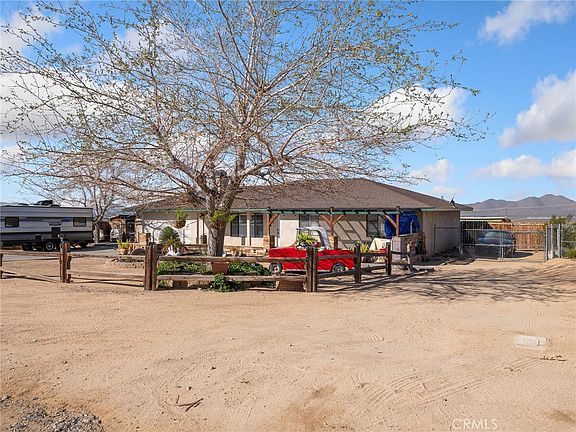 3rd image of 16986 Ocotilla Rd
