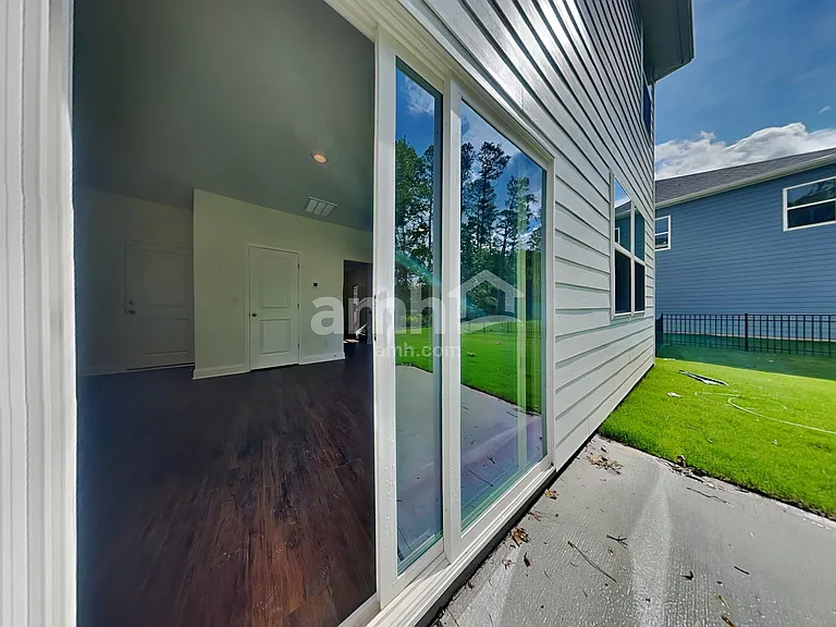611 Rivermist Dr — Photo 25
