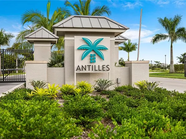 172 Indies Dr E, Naples, FL