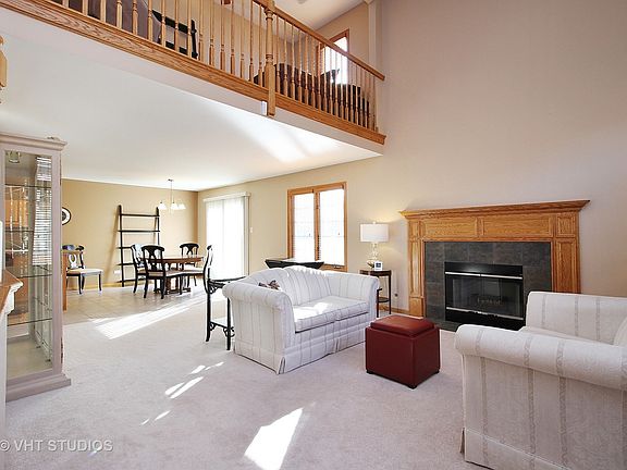3rd image of 17958 Upland Dr