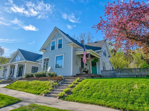 512 Locust St, Hudson, WI 54016