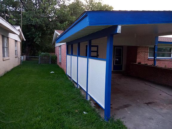2nd image of 3231 San Paula Ave