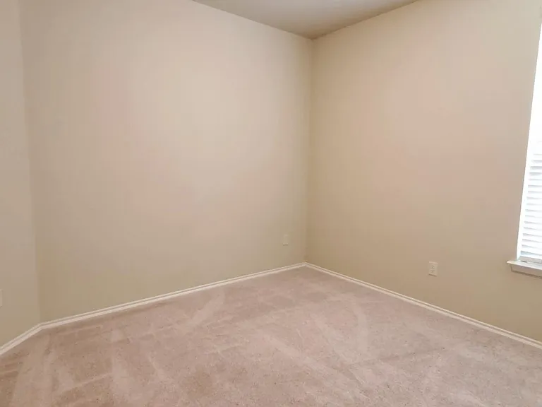 133 Oriole Dr — Photo 15