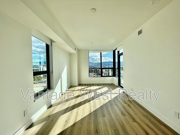 4th image of 1488 Bertram St #1205