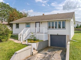 820 E Harvey St, Ely, MN 55731