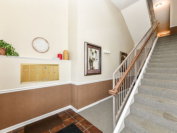 5th image of 17201 Gunther Blvd #101