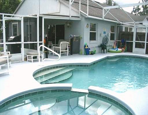 Screened Pool and Spa