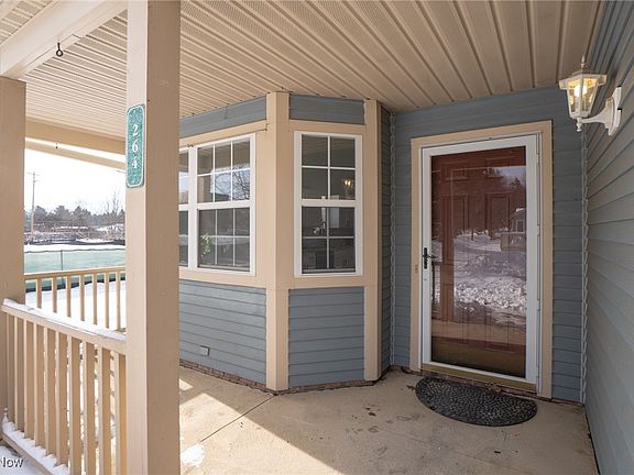 2nd image of 264 Finchfield Cir