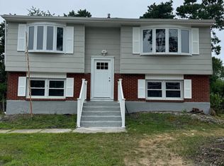 212 Valley Rd, Browns Mills, NJ 08015