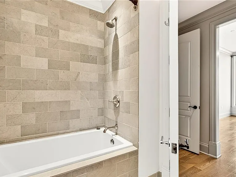 3376 Peachtree Rd NE #41A — Photo 54