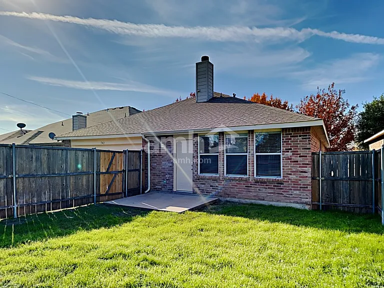 742 Mission Ln — Photo 21