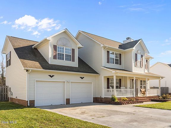 3rd image of 198 Bridlewood Drive