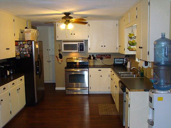 2nd image of 1309 Epley St