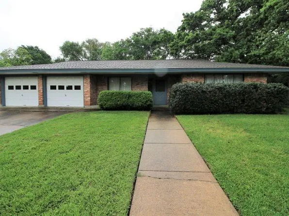 215 W North Ave, Bryan, TX 77801