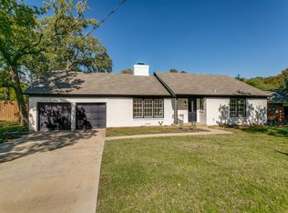 1015 Hopkins Dr, Denton, TX 76205