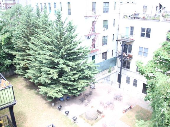 3rd image of 21 Ten Eyck St APT 4