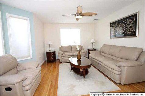 3rd image of 324 Craig Ave