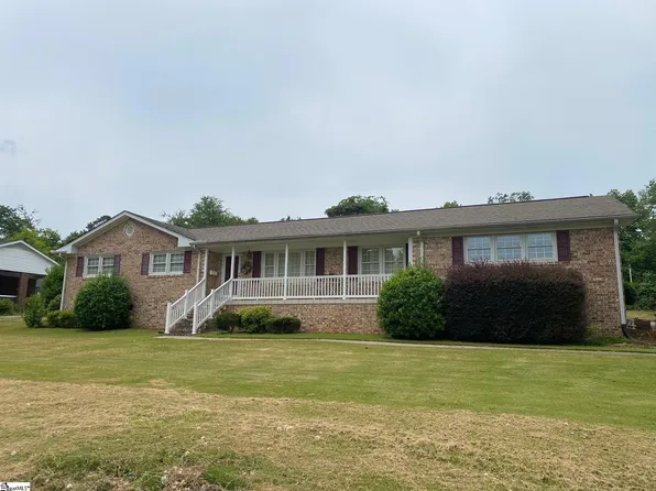 110 Pine Rd, Laurens, SC 29360