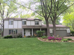 6868 Woodbrook Dr SE, Grand Rapids, MI 49546