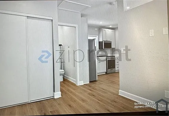 Studio, 400 sqft, $1,800 — Photo 1