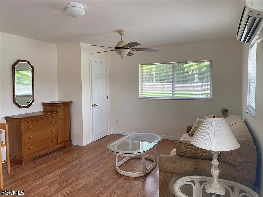 1 bed, 1.0 bath, 480 sqft, $1,500 — Photo 3