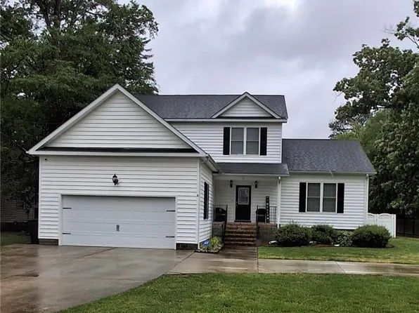 17 Harris Creek Rd, Hampton, VA 23669