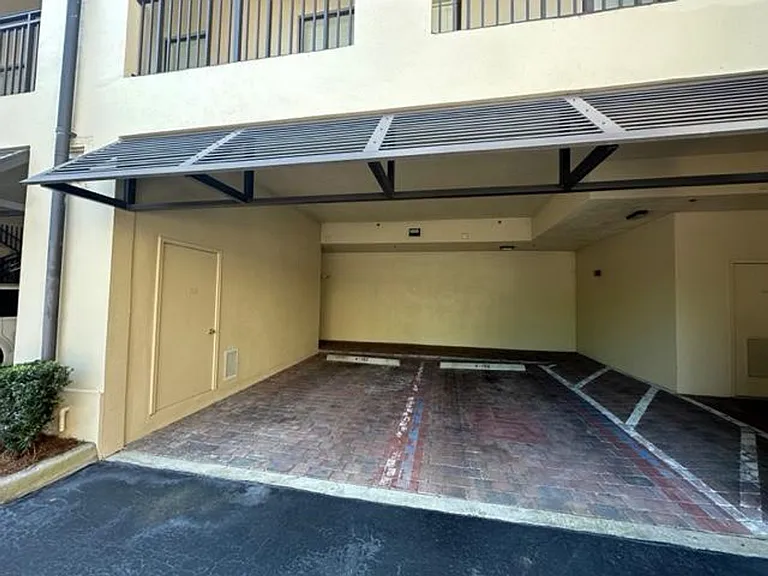 917 Waterside Ln #203 — Photo 35