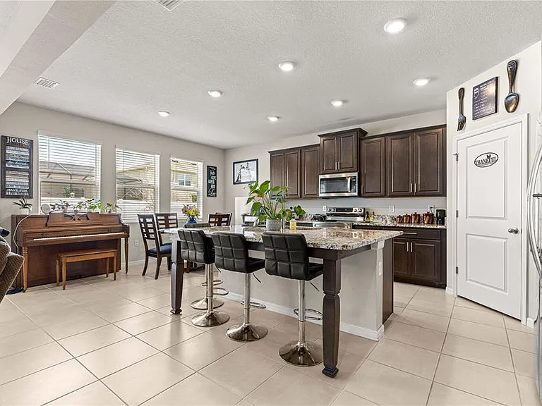 8142 SW 59th Ave — Photo 13