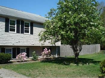 1st image of 19 Braley Ln