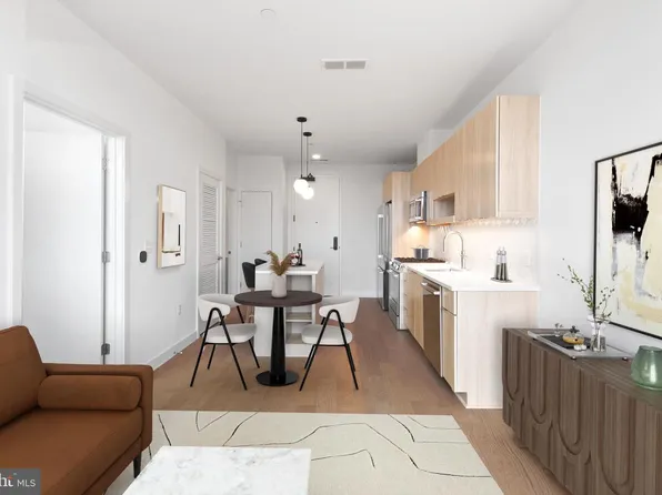 7175 12th St NW #612, Washington, DC 20011