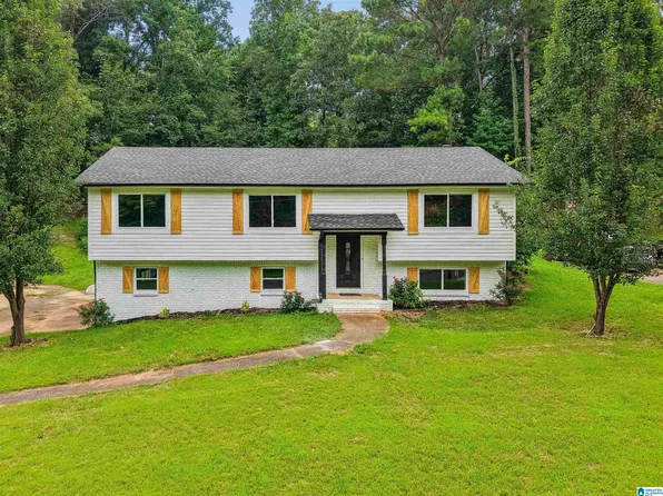 112 Silverleaf Dr, Trussville, AL 35173