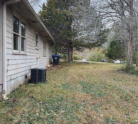 2nd image of 4623 Post Rd