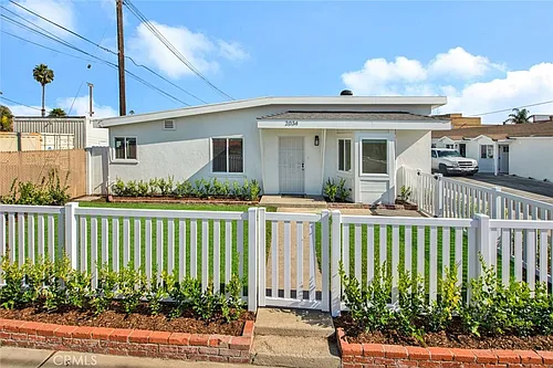 2034 Charle St #A Photo 1 2034 Charle St #A Photo 1
