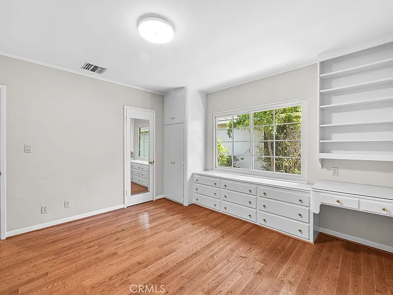 2465 Sherwood Rd — Photo 23