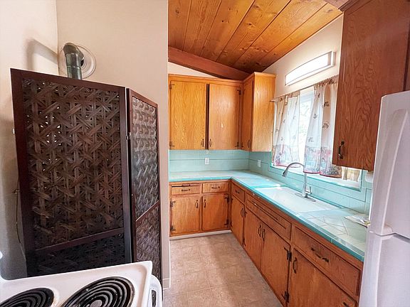 4th image of 640-648 Homer Ave #644