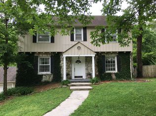 200 Hardy Rd, Lookout Mountain, GA 30750